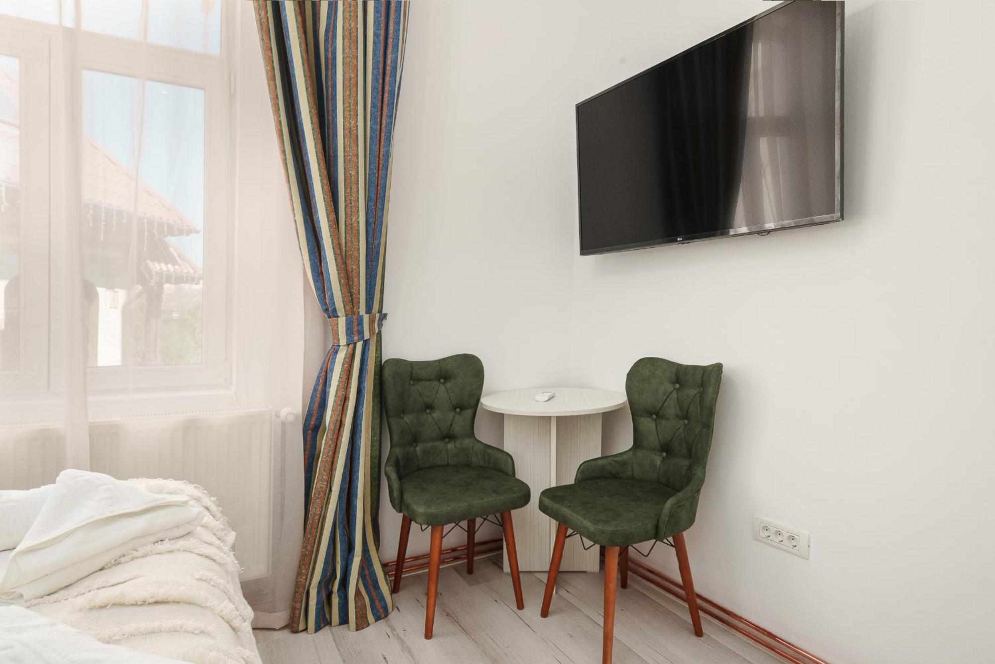 Spacious 3br Retreat In Appartamento *