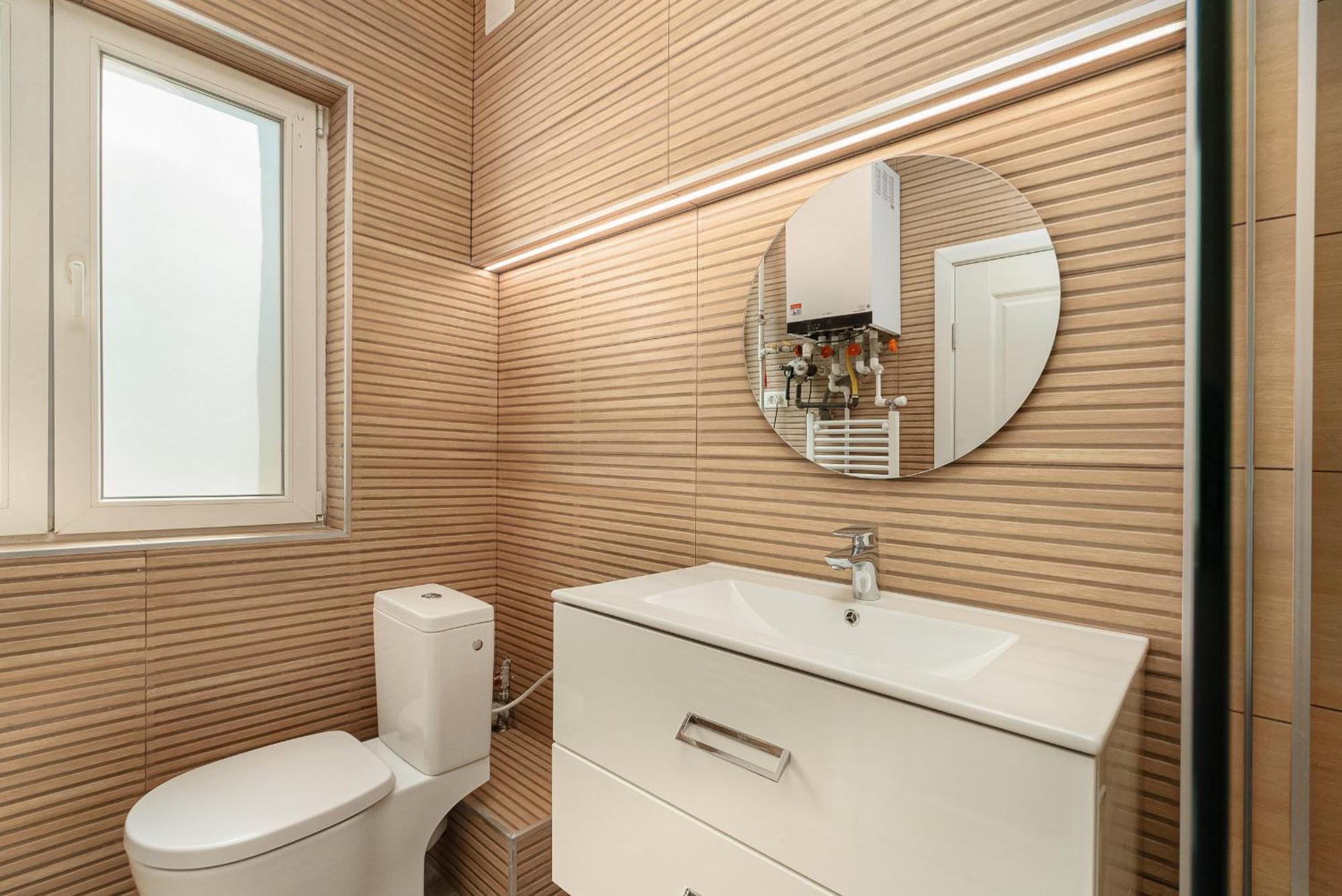 Spacious 3br Retreat In Bucarest