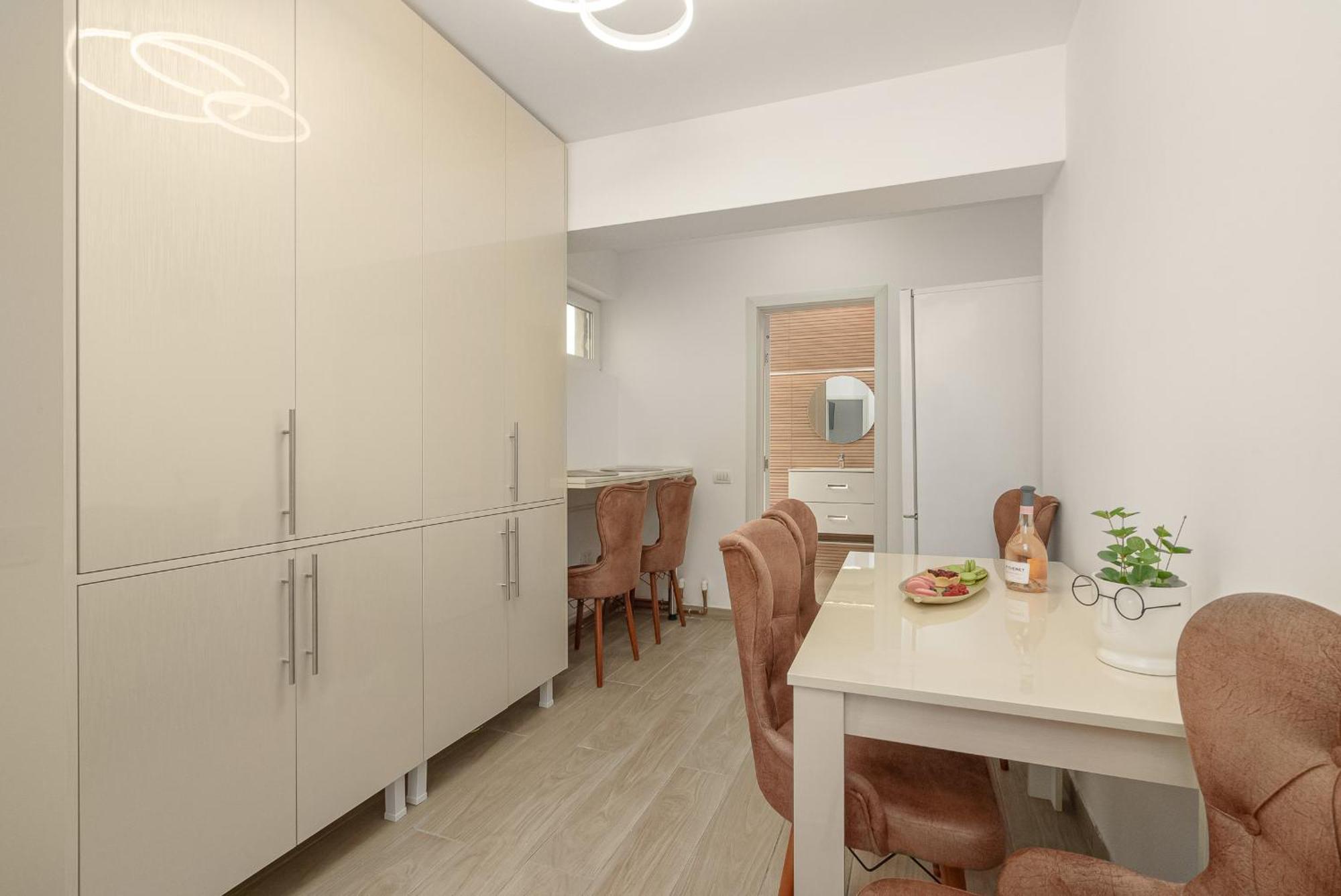 Appartamento Spacious 3br Retreat In Bucarest
